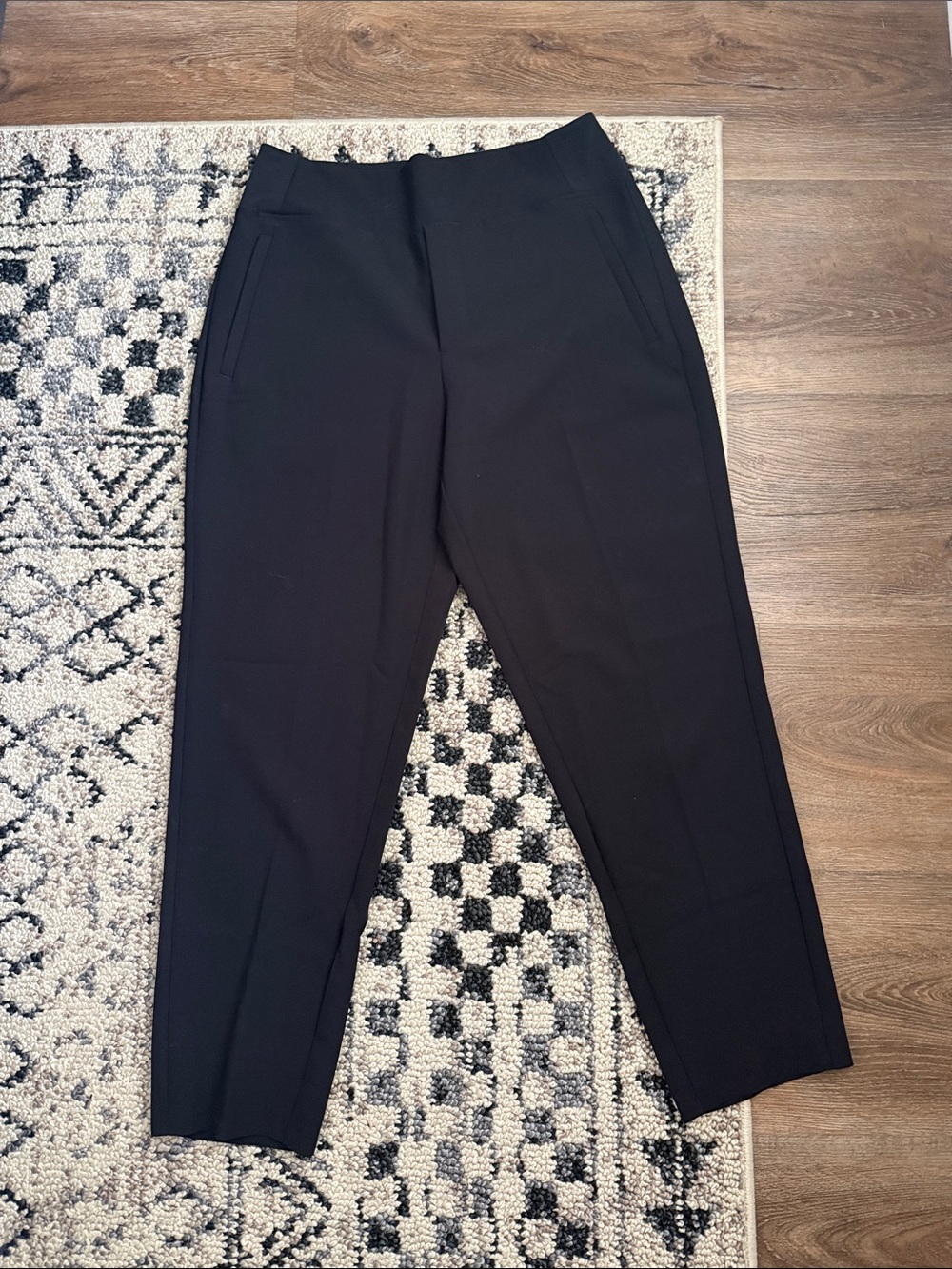 Athleta Endless Black pants worn twice size 8 - Picture 5 of 6